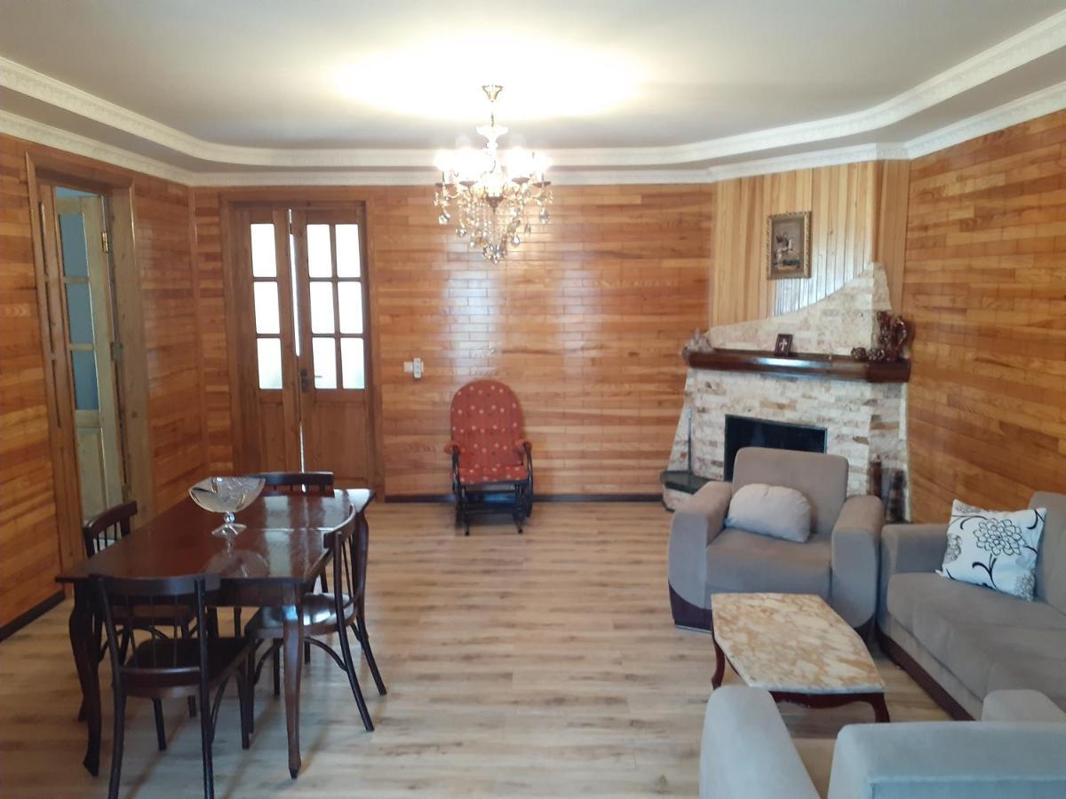 Lukas'S House Hotel Kobuleti Exterior photo