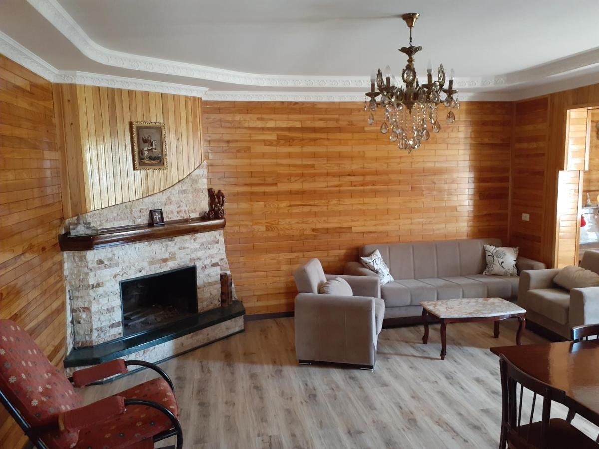 Lukas'S House Hotel Kobuleti Exterior photo
