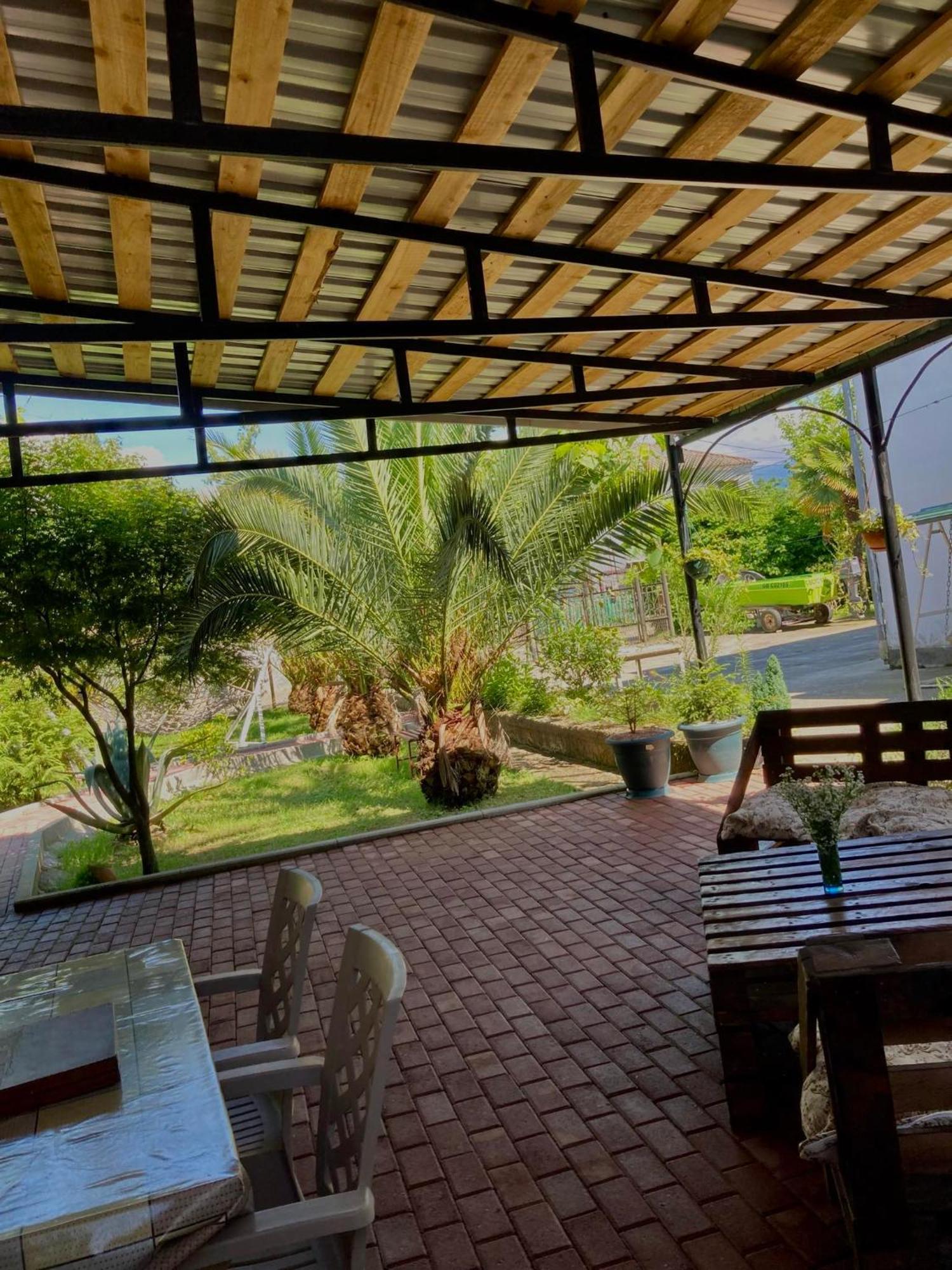 Lukas'S House Hotel Kobuleti Exterior photo