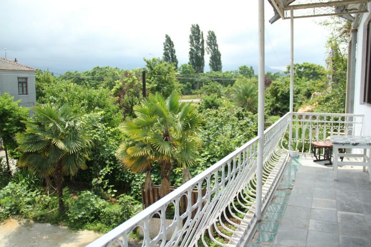 Lukas'S House Hotel Kobuleti Exterior photo