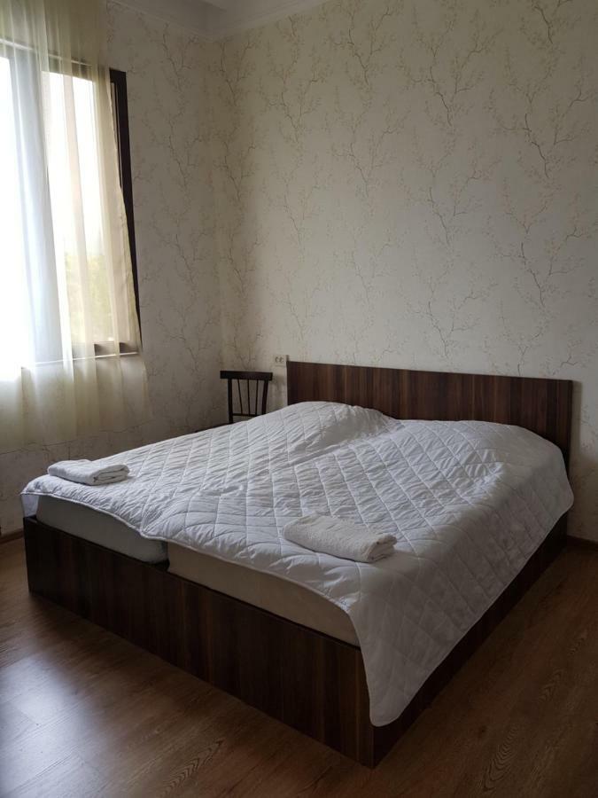 Lukas'S House Hotel Kobuleti Exterior photo